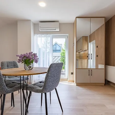 Saules Atostogu Kambariai בית הארחה 3*